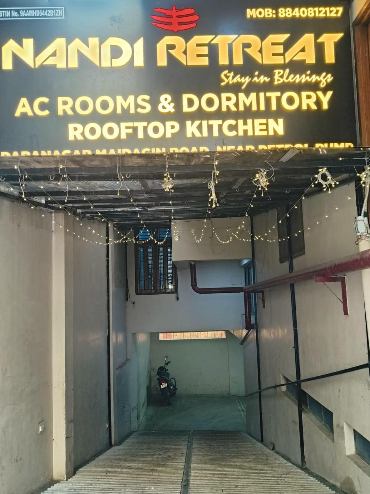 Nandi Retreat Homestay Varanasi Exterior photo